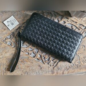 Falls Creek Black Woven AccordianVegan Leather Wristlet